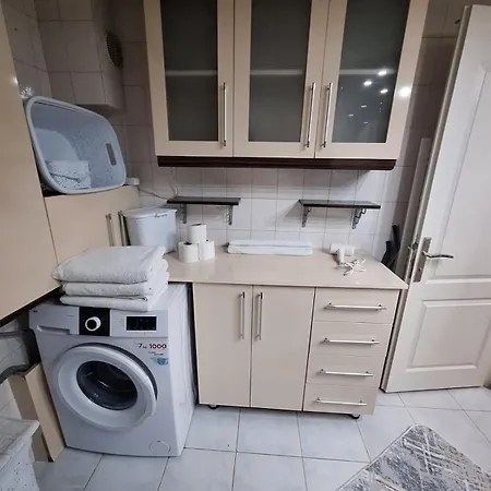 2 Ege Ueniversite Ve Hastanesi Yakini , Aileye Ve Firma Calisanlarina Uygun *