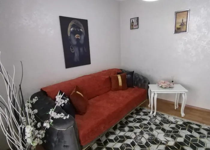 2 Ege Ueniversite Ve Hastanesi Yakini , Aileye Ve Firma Calisanlarina Uygun *